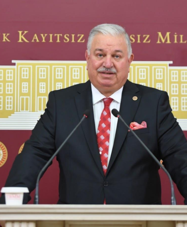 1bb607c5fe91f115afc5d44f9535809e