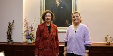 3e71c076b39c46f663cacd87e597f903