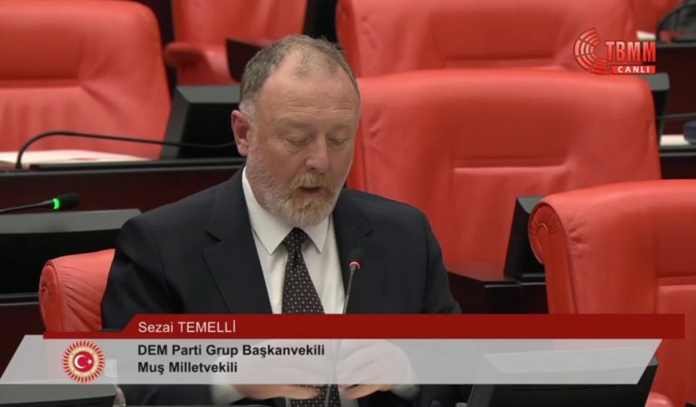 TBMM Genel Kurulu… CHP’li Emir ile AK Partili Şahin Usta arasında “laiklik” ve “fişleme” polemiği