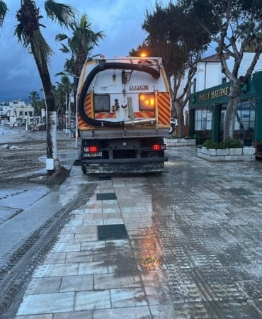 fb3e70b40576bafb2fa1d9e370ddb708